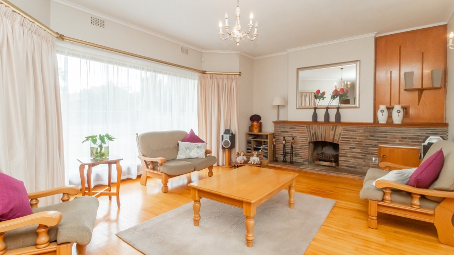 4 Bedroom Property for Sale in De La Haye Western Cape